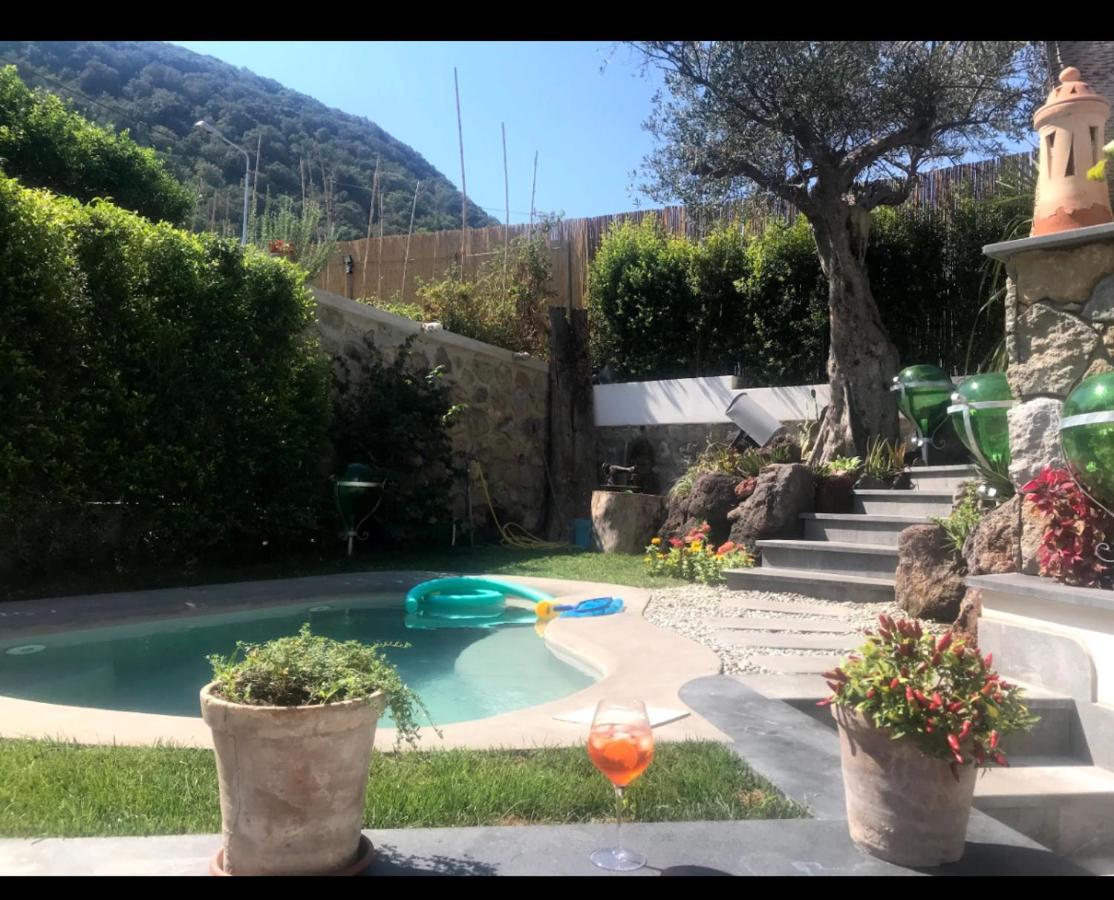La Casetta Al Porto Di Ischia Apartment Екстериор снимка